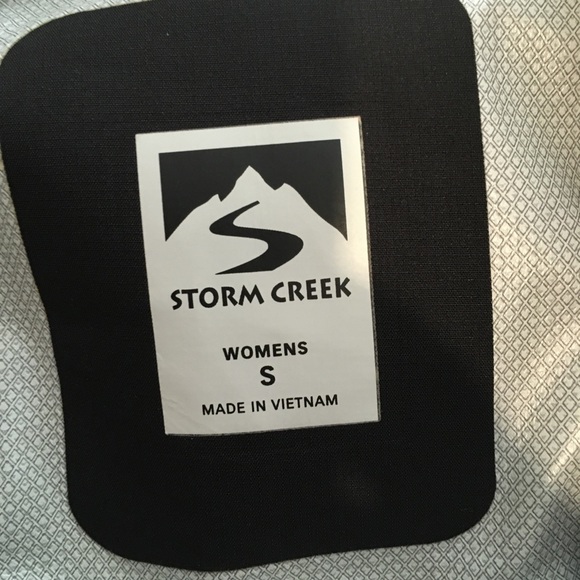 Storm Creek Light Jacket - Picture 6 of 8
